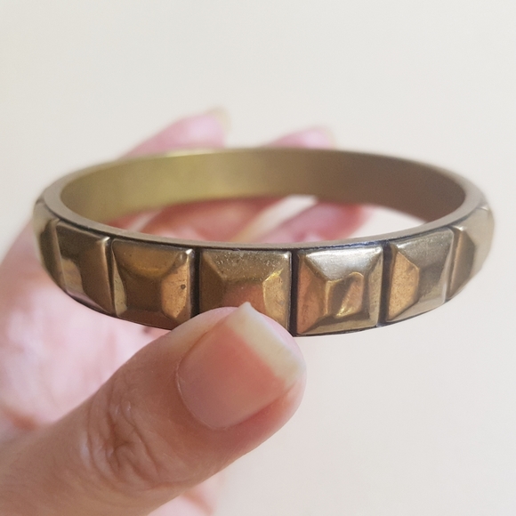 π vintage brass studded bangle bracelet - M